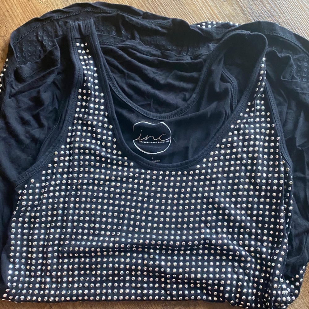 Black tank top with silver gems (long)